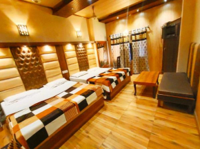 Hotel Stay Revoli - Just Half k.m From Golden Temple